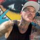 Shifty Shellshock, vokalis Crazy Town meninggal pada usia 49 tahun