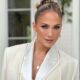 Jennifer Lopez terlihat tanpa Ben Affleck pada waktu liburan pada Italia